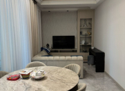 Satılır 3 otaqlı 96 m2 yeni tikili Elmlər Akademiyası m.