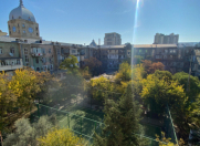 Satılır 3 otaqlı 85 m2 köhnə tikili Nizami m.