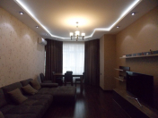 İcarəyə verilir 2 otaqlı 87 m2 yeni tikili 8 Noyabr m.