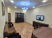 Satılır 3 otaqlı 125 m2 yeni tikili Memar Əcəmi m.