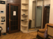 İcarəyə verilir 2 otaqlı 65 m2 köhnə tikili 28 May m.