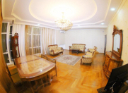 İcarəyə verilir 5 otaqlı 250 m2 ofis 28 May m.