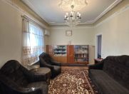 İcarəyə verilir 2 otaqlı 45 m2 köhnə tikili Xalqlar Dostluğu m.