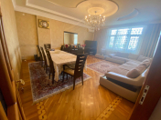 Satılır 4 otaqlı 140 m2 yeni tikili Memar Əcəmi m.