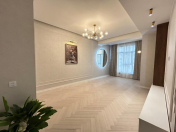 Satılır 3 otaqlı 130 m2 yeni tikili Şah İsmayıl Xətai m.