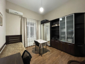 İcarəyə verilir 1 otaqlı 35 m2 köhnə tikili Sahil m.