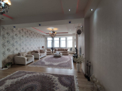 Satılır 3 otaqlı 134 m2 yeni tikili Nizami m.
