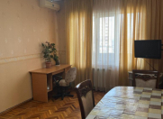 Satılır 3 otaqlı 90 m2 köhnə tikili 9 mkr