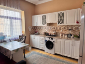 Satılır 4 otaqlı 150 m2 həyət evi Xırdalan