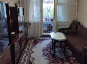 Satılır 3 otaqlı 55 m2 köhnə tikili Xalqlar Dostluğu m.