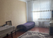 Satılır 2 otaqlı 60 m2 köhnə tikili Əhmədli m.