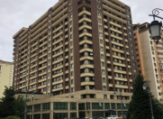 Satılır 5 otaqlı 227 m2 yeni tikili Şah İsmayıl Xətai m.