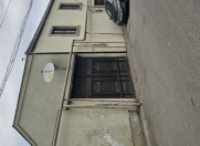 Satılır 4 otaqlı 190 m2 həyət evi Bakıxanov