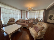 İcarəyə verilir 4 otaqlı 240 m2 yeni tikili İçəri Şəhər m.