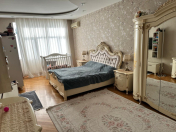 Satılır 4 otaqlı 166 m2 yeni tikili Nəsimi r.