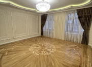 Satılır 3 otaqlı 110 m2 köhnə tikili 28 may