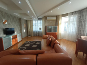 İcarəyə verilir 3 otaqlı 160 m2 yeni tikili Nəsimi r.