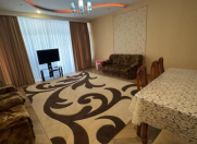 Satılır 4 otaqlı 140 m2 yeni tikili Həzi Aslanov m.