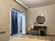 Satılır 3 otaqlı 80 m2 köhnə tikili 8 mkr