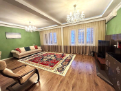 Satılır 4 otaqlı 115 m2 köhnə tikili Yasamal r.