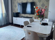 Satılır 3 otaqlı 132 m2 yeni tikili Gənclik m.