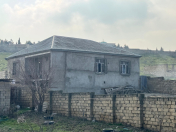 Satılır 4 otaqlı 120 m2 həyət evi Saray