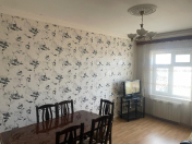 Satılır 2 otaqlı 65 m2 köhnə tikili Həzi Aslanov m.