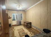 Satılır 1 otaqlı 25 m2 köhnə tikili Həzi Aslanov m.