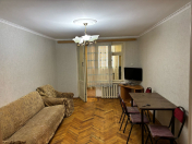 İcarəyə verilir 3 otaqlı 68 m2 köhnə tikili 8 Noyabr m.