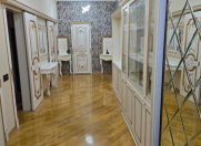 Satılır 4 otaqlı 142 m2 yeni tikili 28 May m.