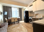 Satılır 3 otaqlı 100 m2 yeni tikili 28 May m.