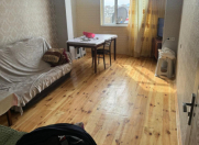 Satılır 5 otaqlı 130 m2 köhnə tikili Xalqlar Dostluğu m.