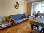 İcarəyə verilir 3 otaqlı 70 m2 köhnə tikili Qara Qarayev m.