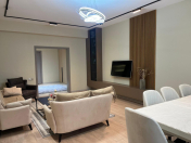 Satılır 3 otaqlı 108 m2 köhnə tikili Həzi Aslanov m.