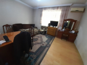 Satılır 2 otaqlı 60 m2 köhnə tikili 28 May m.
