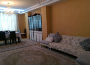 Satılır 3 otaqlı 190 m2 yeni tikili Gənclik m.