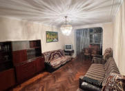 İcarəyə verilir 2 otaqlı 49 m2 köhnə tikili İnşaatçılar m.