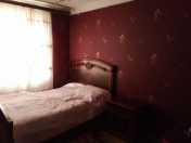 İcarəyə verilir 3 otaqlı 80 m2 köhnə tikili Y.Günəşli