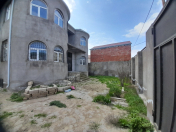 Satılır 6 otaqlı 260 m2 həyət evi Y.Ramana