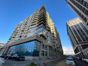 Satılır 4 otaqlı 130 m2 yeni tikili Şah İsmayıl Xətai m.