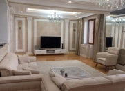 Satılır 5 otaqlı 205 m2 yeni tikili Nəriman Nərimanov m.