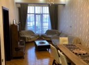 İcarəyə verilir 2 otaqlı 85 m2 yeni tikili Şah İsmayıl Xətai m.