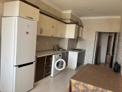 İcarəyə verilir 2 otaqlı 90 m2 yeni tikili 9 mkr