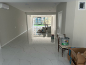 İcarəyə verilir 1 otaqlı 100 m2 obyekt 28 May m.