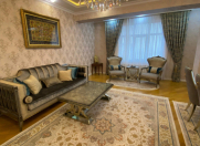 Satılır 3 otaqlı 150 m2 yeni tikili Nəriman Nərimanov m.