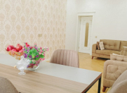 Satılır 2 otaqlı 70 m2 yeni tikili Nəsimi m.