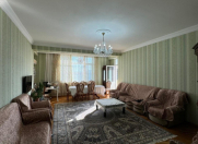 İcarəyə verilir 4 otaqlı 210 m2 yeni tikili Gənclik m.