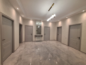 Satılır 3 otaqlı 152 m2 yeni tikili Gənclik m.