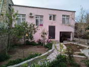 Satılır 6 otaqlı 195 m2 həyət evi Əmircan