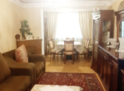 Satılır 3 otaqlı 70 m2 köhnə tikili Gənclik m.